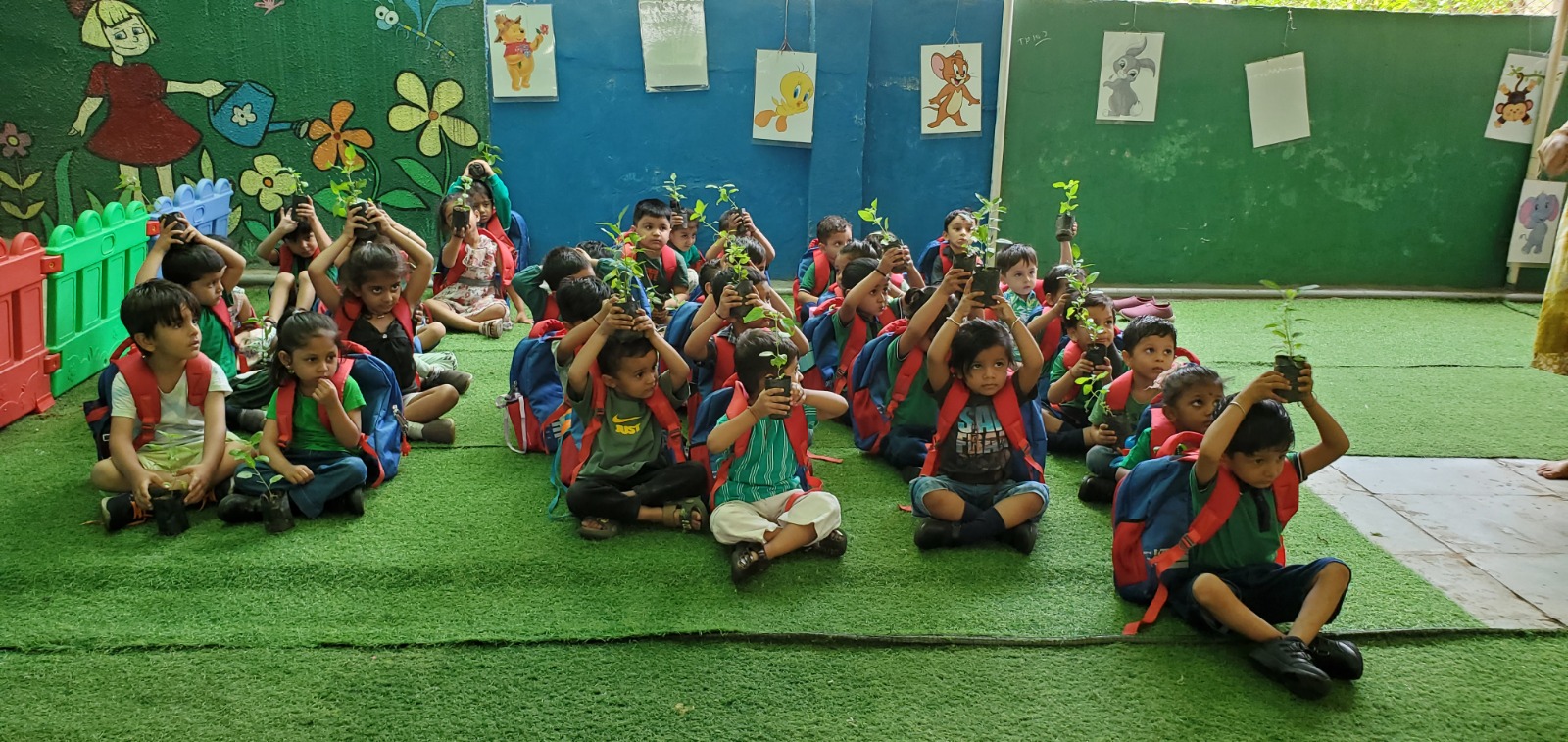 Joyful school day activities Enfance Ahmedabad
